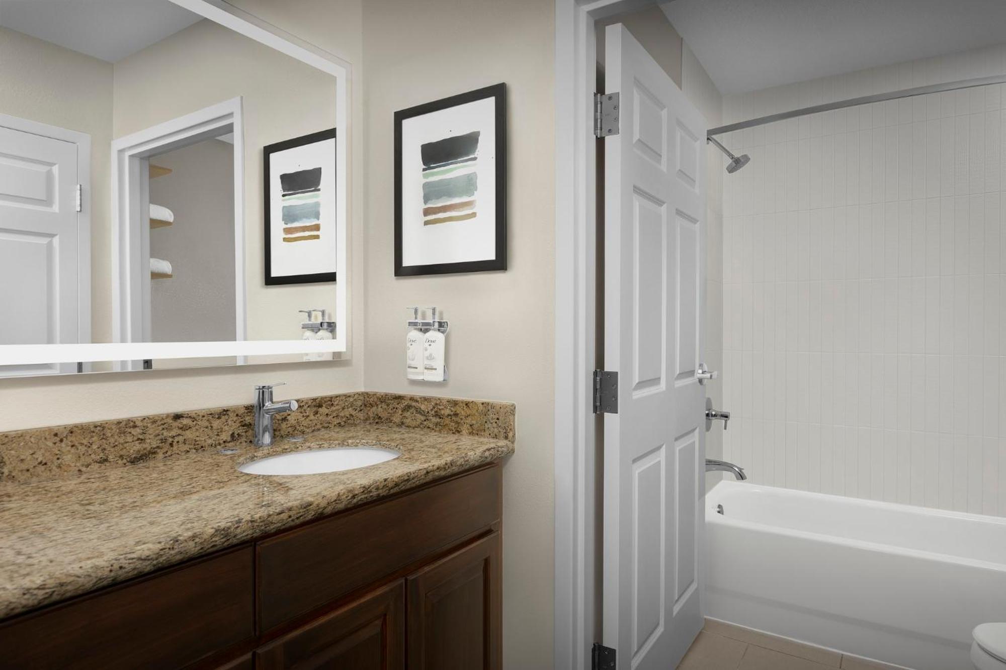 Staybridge Suites Raleigh-Durham Airport-Morrisville By Ihg Екстериор снимка